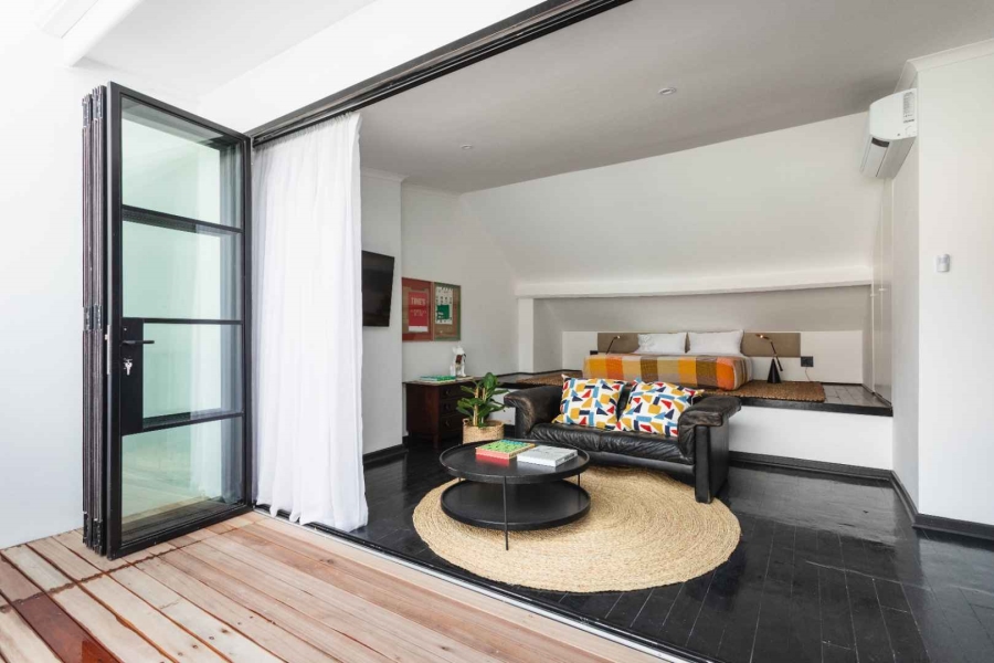 3 Bedroom Property for Sale in Oranjezicht Western Cape